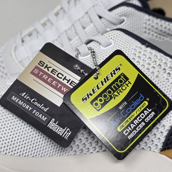 Skechers Corliss Dorset Mens Size 8.5 White Navy Blue Relaxed Fit Sneaker New - Picture 11 of 12